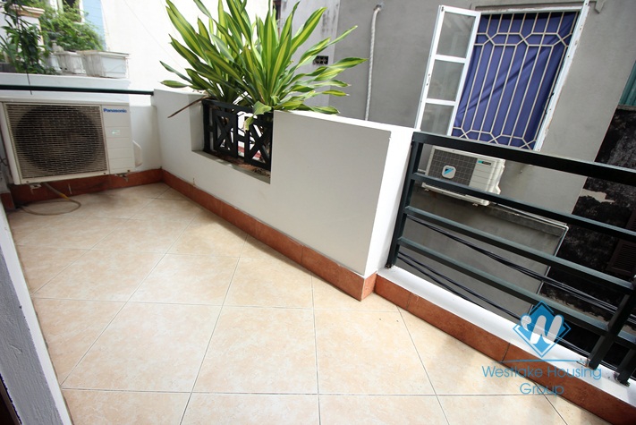 Nice, fully furnished house in Ba Dinh for rent